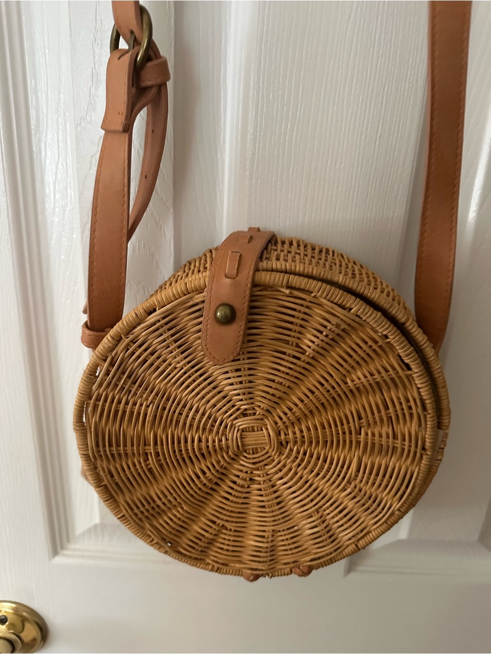 Woven Round Crossbody Bag in Tan